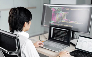 塔城 ,php声明和调用变量的符号是什么？